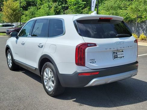 Used 2022 Kia Telluride LX AWD/4WD image 6