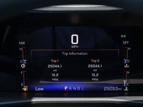 Used 2023 Chevrolet Colorado W/T RWD image 20