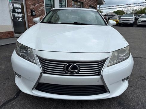Used 2013 Lexus ES 350 w/ Luxury Pkg FWD image 2