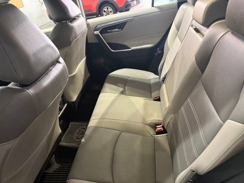 Used 2023 Toyota RAV4 XLE Premium AWD/4WD image 32
