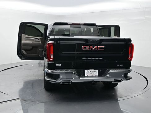 Used 2025 GMC Sierra 1500 SLT w/ SLT Premium Plus Package AWD/4WD image 28