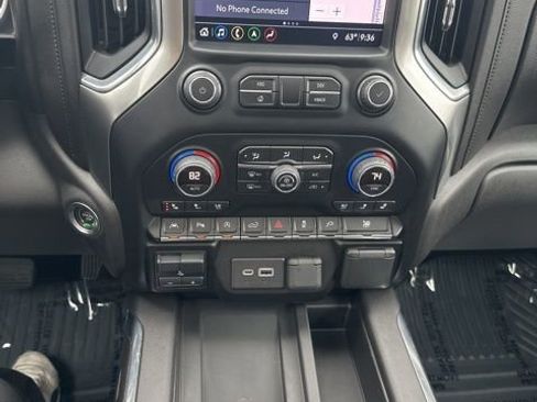 Used 2019 Chevrolet Silverado 1500 LTZ w/ LTZ Premium Package image 26