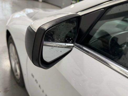 Used 2022 Chevrolet Malibu LS image 5