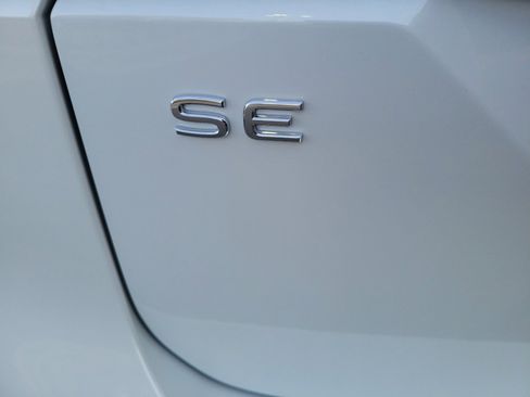 New 2026 Volkswagen Atlas SE image 14