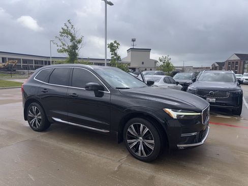 Used 2023 Volvo XC60 B5 Ultimate w/ Protection Package image 15