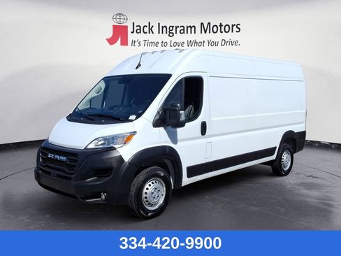 Used 2025 RAM ProMaster 2500 w/ Convenience Group FWD image 1