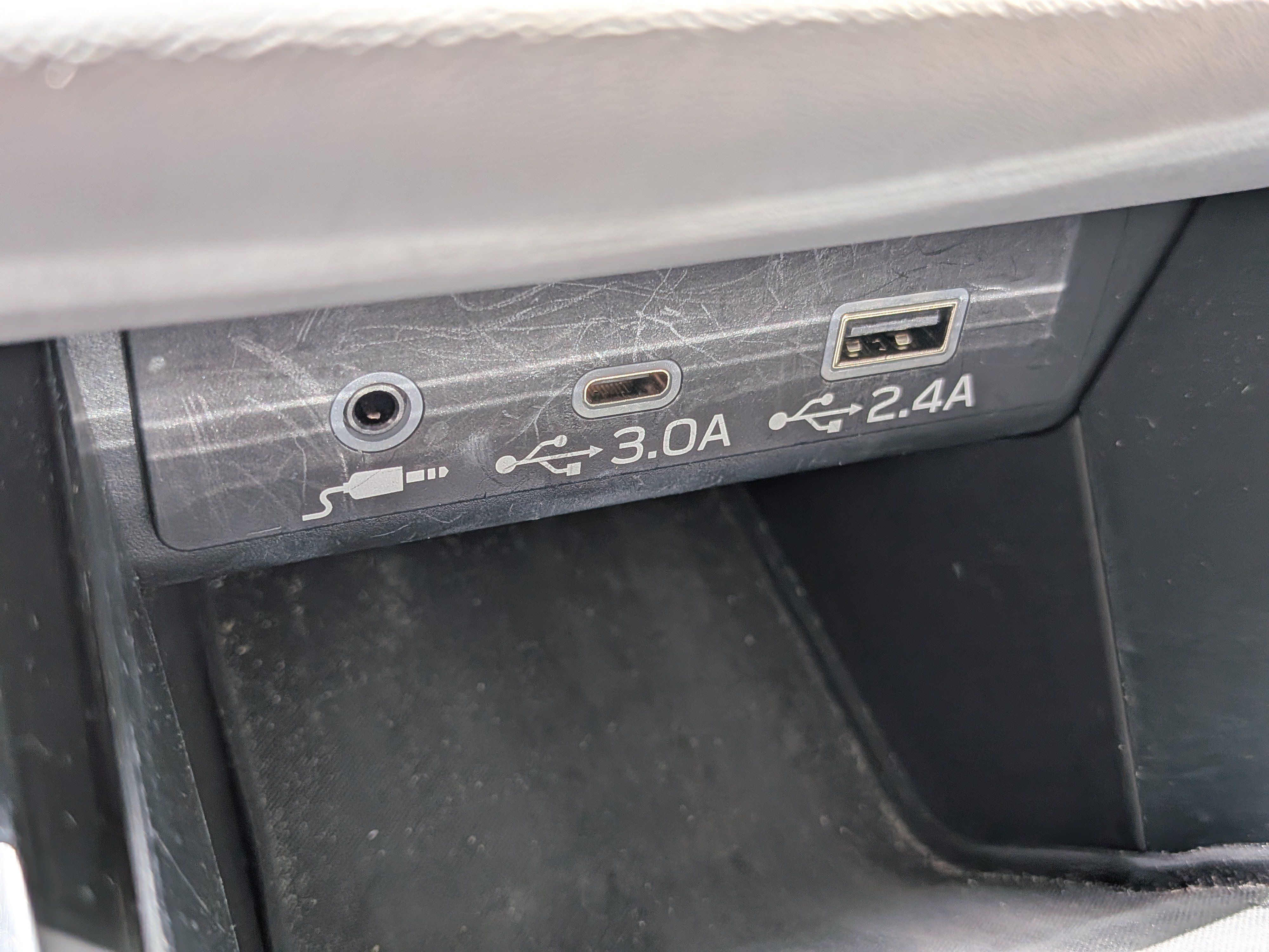 Certified 2025 Subaru Outback Limited AWD/4WD image 24