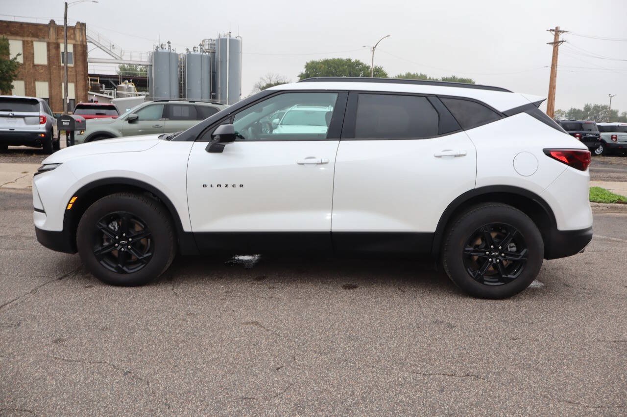 Used 2025 Chevrolet Blazer LT w/ Convenience Package AWD/4WD image 8