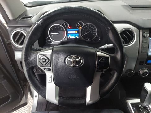 Used 2016 Toyota Tundra Platinum image 9