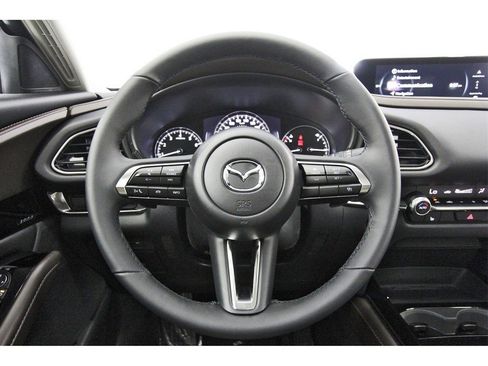 Certified 2025 MAZDA CX-30 AWD 2.5 S w/ Premium Package image 12