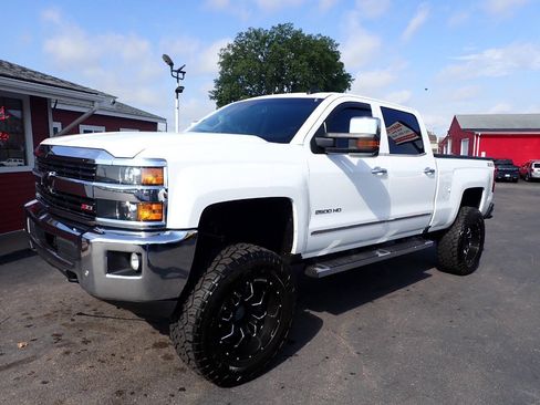 Used 2017 Chevrolet Silverado 2500 LTZ w/ LTZ Plus Package AWD/4WD image 3
