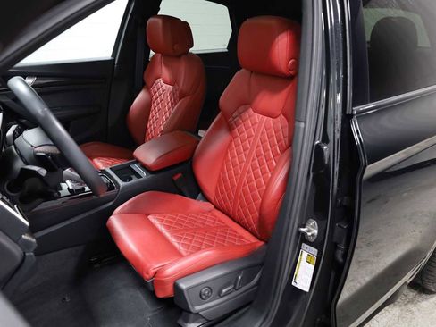 Used 2023 Audi SQ5 Prestige image 5