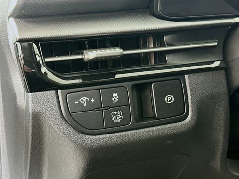 Certified 2026 Kia Sportage S AWD/4WD image 10