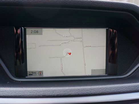 Used 2013 Mercedes-Benz E 350 BlueTEC Sedan image 22