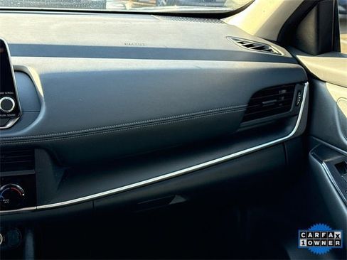 Certified 2024 Nissan Rogue S image 15