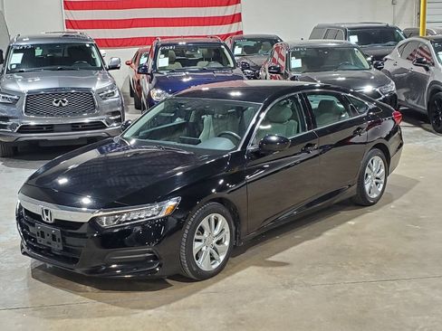 Used 2018 Honda Accord LX image 37