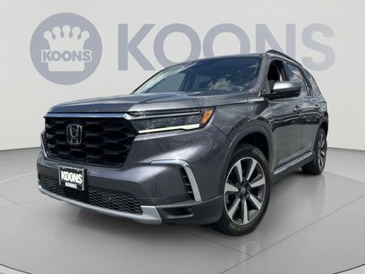 Used 2025 Honda Pilot Touring