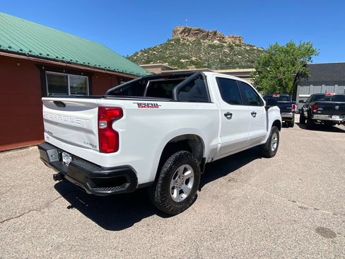 Used 2019 Chevrolet Silverado 1500 Custom Trail Boss AWD/4WD image 3