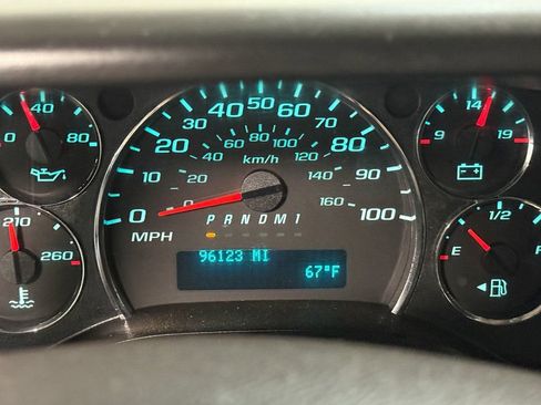 Used 2017 GMC Savana 2500 image 85