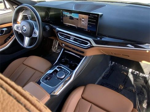 Used 2023 BMW 330i 330i w/ M Sport Package image 12