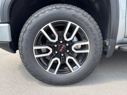 New 2026 GMC Sierra 1500 AT4 w/ AT4 Premium Package AWD/4WD image 10