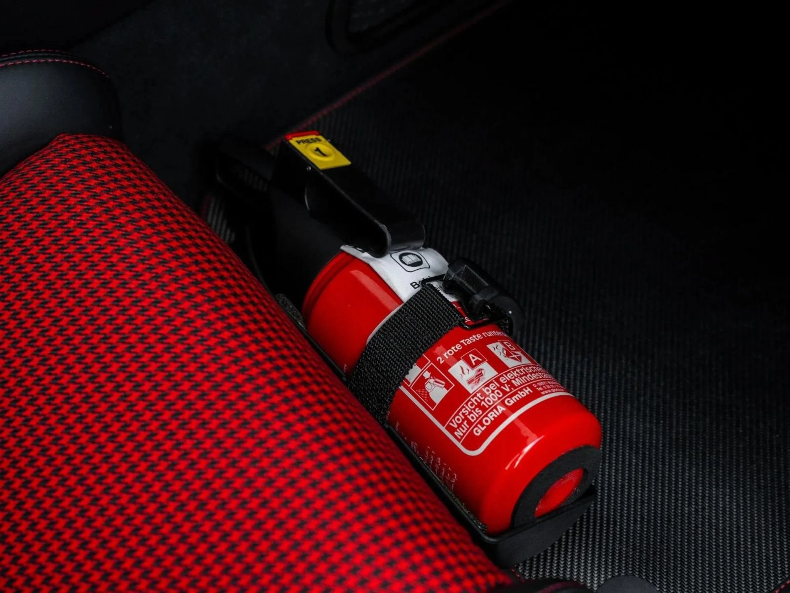 Used 2018 Porsche 911 GT2 RS RWD image 23