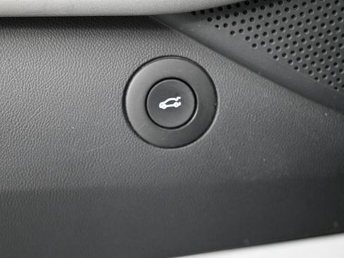 Used 2023 Chevrolet Camaro LT RWD image 23