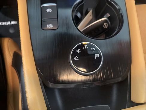 Used 2023 Nissan Rogue Platinum w/ Platinum Premium Package AWD/4WD image 26