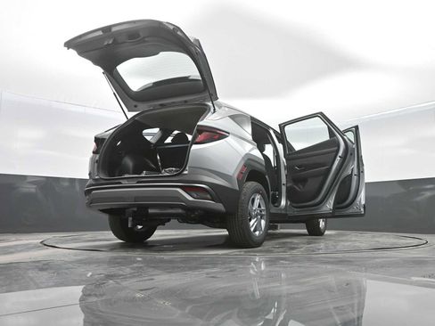 New 2026 Hyundai Tucson SE image 43