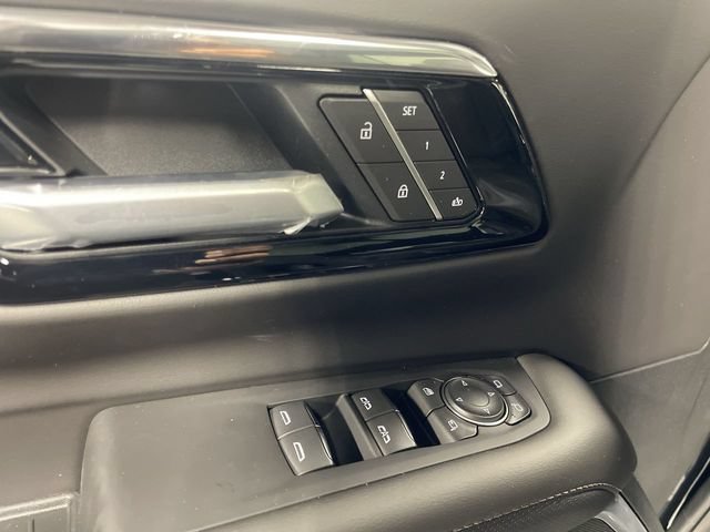 New 2026 Chevrolet Tahoe High Country w/ Sun And Tow Package AWD/4WD image 13