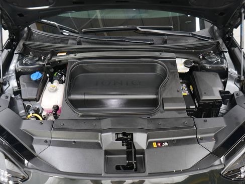 Certified 2023 Hyundai Ioniq 6 Limited AWD/4WD image 30