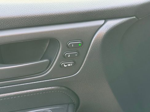 Used 2024 Honda Odyssey EX-L image 12