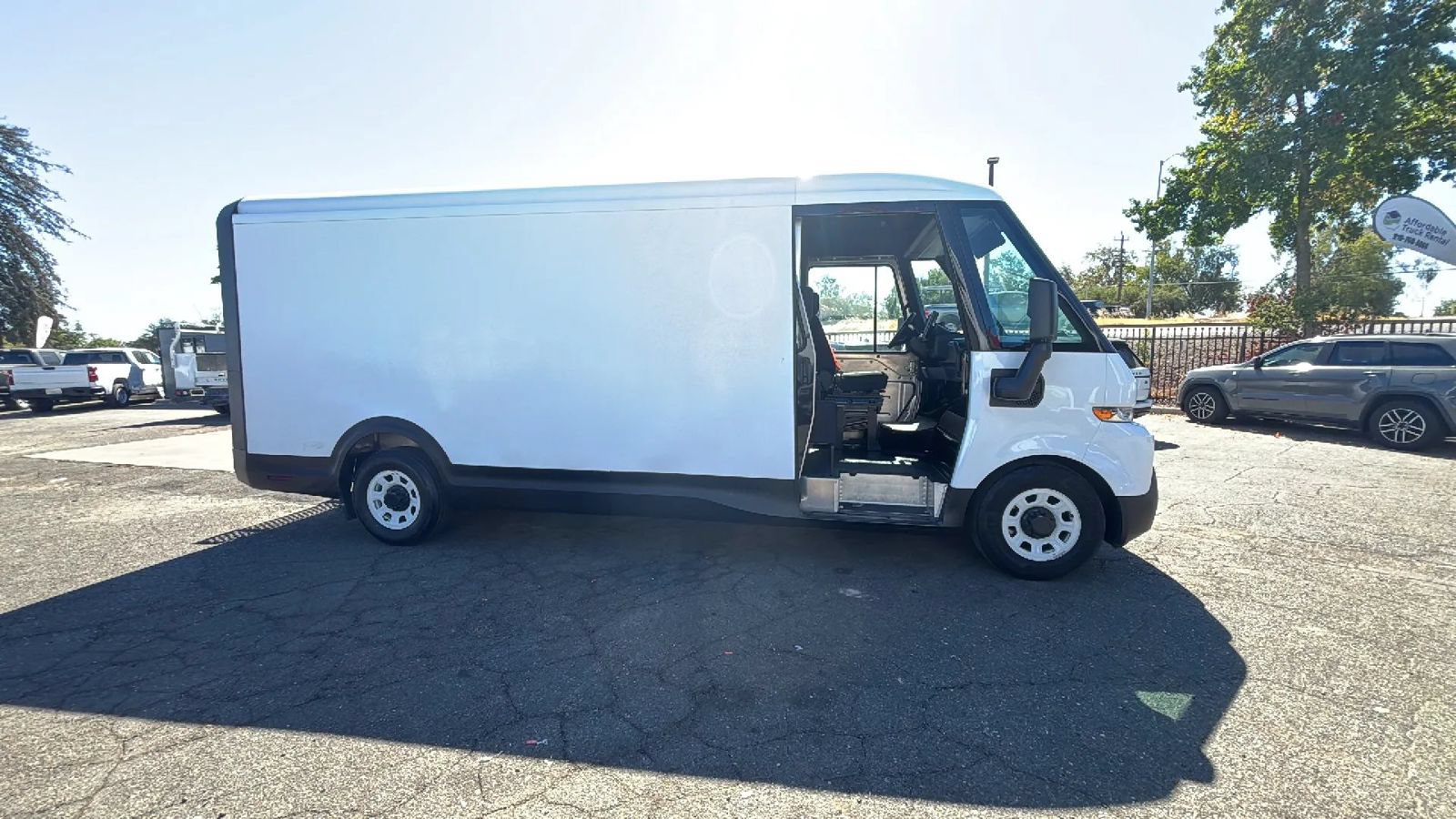 Used 2024 Chevrolet Brightdrop 600 w/ Battery Pack, Max Range AWD/4WD image 42