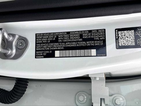 New 2025 Volvo EX90 Ultra image 35