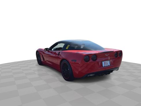 Used 2006 Chevrolet Corvette Coupe w/ Preferred Equipment Group RWD image 7