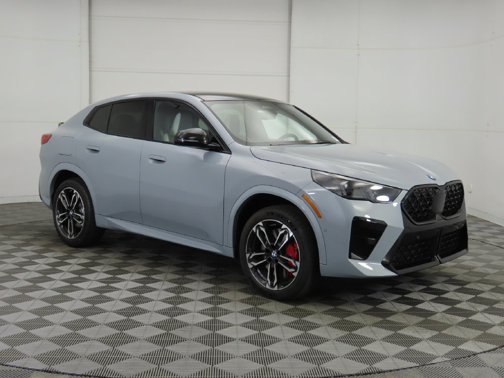 Certified 2026 BMW X2 xDrive28i w/ Technology Package AWD/4WD image 4