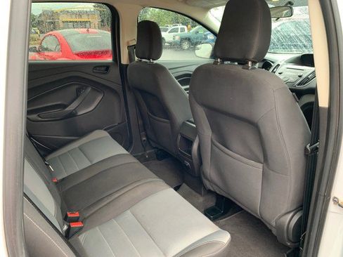 Used 2018 Ford Escape S image 17