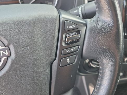 Used 2022 Nissan Frontier SV AWD/4WD image 20