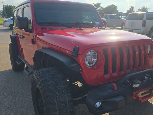 Used 2020 Jeep Wrangler Unlimited Sport S AWD/4WD image 2