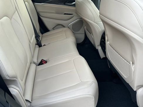 Used 2023 Jeep Grand Cherokee 4WD 4xe image 18