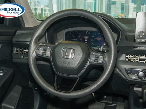 Certified 2025 Honda Accord SE image 23