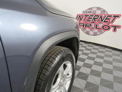 Used 2019 GMC Acadia SLE w/ LPO, Floor Liner Package image 33