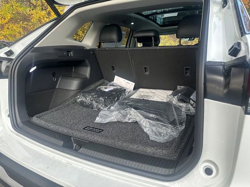 New 2026 Volkswagen Tiguan SE image 15