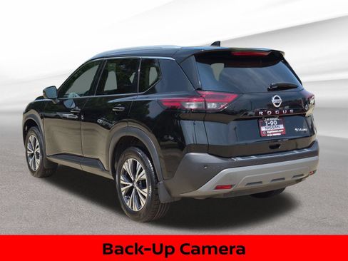 Certified 2021 Nissan Rogue SV w/ Premium Package AWD/4WD image 11