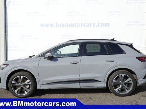 Used 2024 Audi Q4 e-tron Premium Plus w/ Premium Plus AWD/4WD image 8