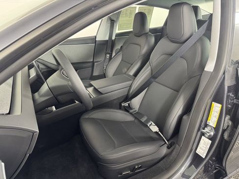 Used 2025 Tesla Model 3 Long Range image 6