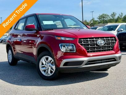Certified 2025 Hyundai Venue SE
