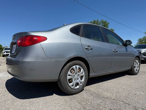 Used 2010 Hyundai Elantra GLS FWD image 10