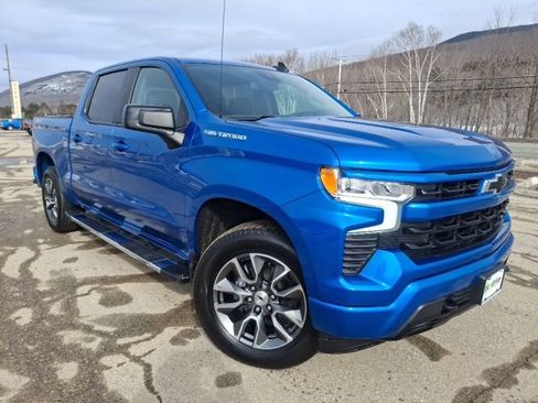 Used 2023 Chevrolet Silverado 1500 RST image 3