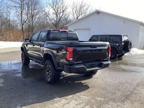 Used 2023 Chevrolet Colorado ZR2 w/ ZR2 Convenience Package III image 5